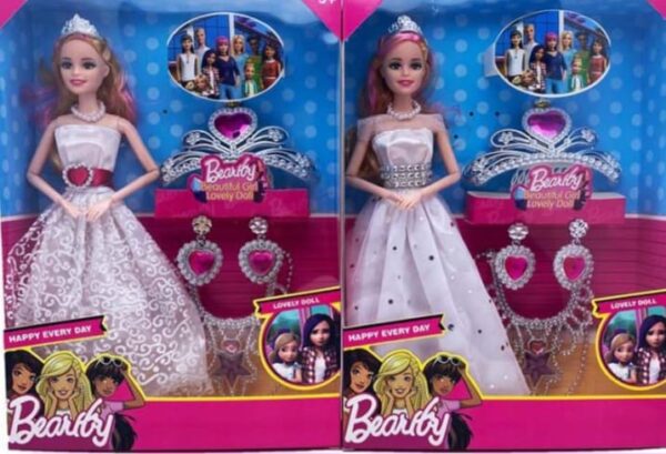 Poupée Beauty Princesse Élégante