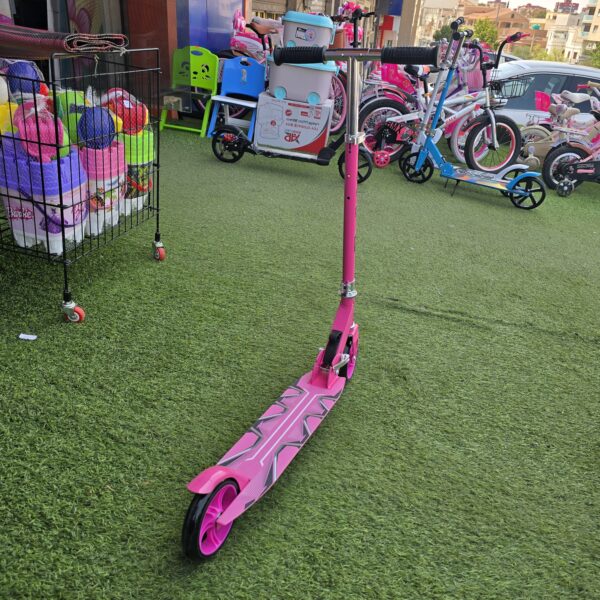 Trottinette rose fun et sportive – Image 2